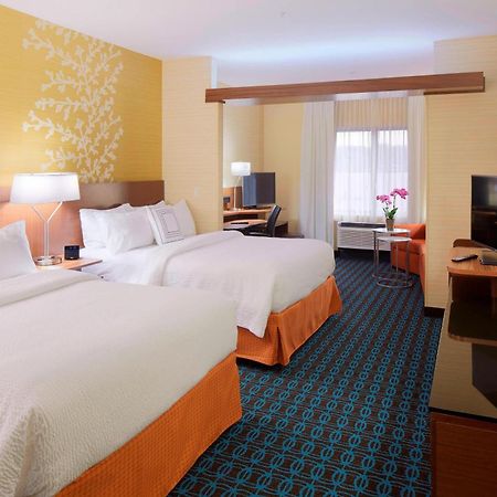 Fairfield Inn & Suites By Marriott Springfield Northampton/Amherst Экстерьер фото